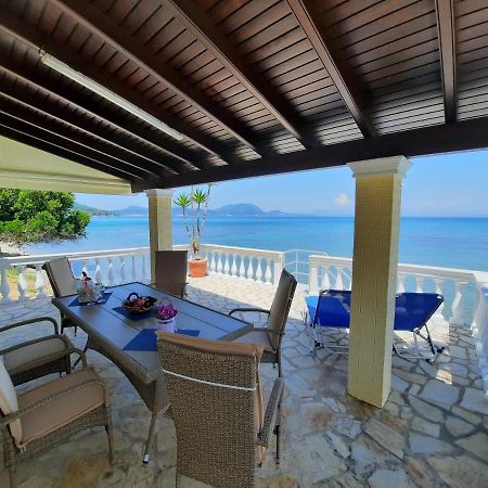 Blue Horizon Villa บูเกริ ภายนอก รูปภาพ