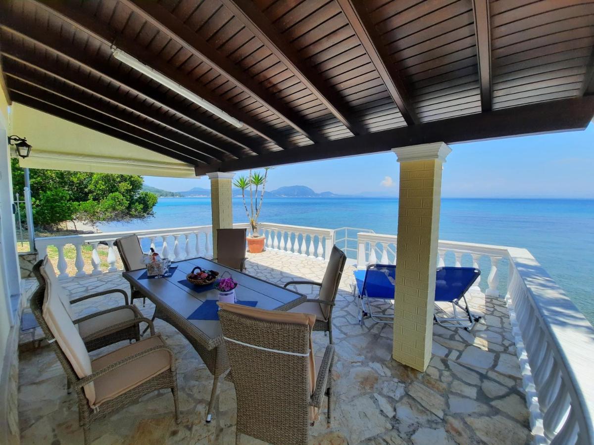 Blue Horizon Villa บูเกริ ภายนอก รูปภาพ